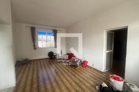 Casa para alugar com 5 quartos, 210m² em Jardim Carioca, Rio de Janeiro