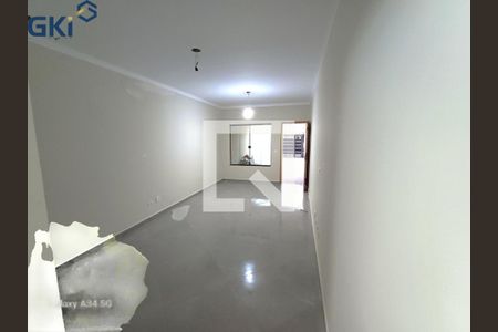 Casa à venda com 3 quartos, 125m² em Vila Lucia, São Paulo