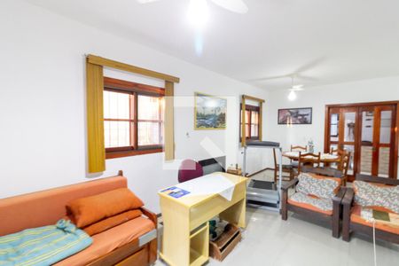 Sala de casa à venda com 3 quartos, 191m² em Cascata, Porto Alegre