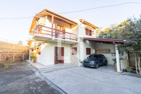 Fachada de casa à venda com 3 quartos, 191m² em Cascata, Porto Alegre