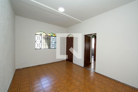 SALA de casa para alugar com 5 quartos, 360m² em Betânia, Belo Horizonte