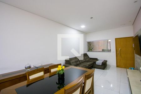 Sala de casa à venda com 4 quartos, 250m² em Santa Maria, Santo André