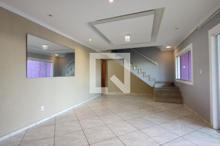 Sala de casa de condomínio para alugar com 4 quartos, 247m² em Taquara, Rio de Janeiro