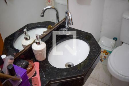 Lavabo de casa à venda com 3 quartos, 128m² em Vila Carrão, São Paulo