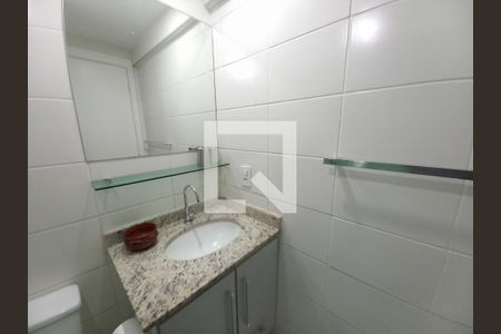 Banheiro de apartamento para alugar com 1 quarto, 37m² em Vila Buarque, São Paulo