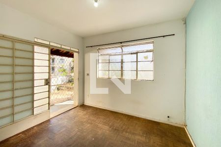 Sala de casa à venda com 2 quartos, 300m² em Sagrada Família, Belo Horizonte