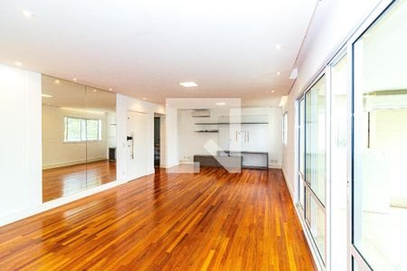 Sala de apartamento para alugar com 4 quartos, 223m² em Jardim Marajoara, São Paulo