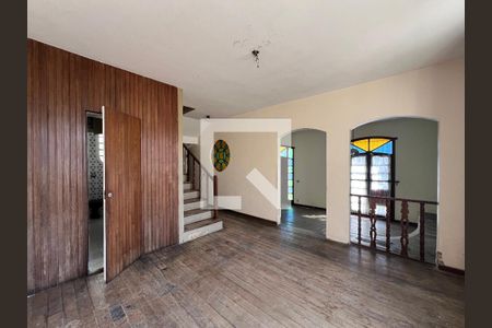 Sala 2 de casa para alugar com 4 quartos, 214m² em São José, Belo Horizonte