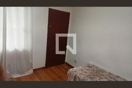 Quarto de casa de condomínio para alugar com 2 quartos, 60m² em Palmeiras, Cabo Frio