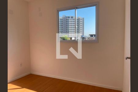 Quarto de apartamento para alugar com 2 quartos, 42m² em Irajá, Rio de Janeiro