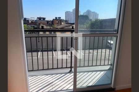 Sala de apartamento para alugar com 2 quartos, 42m² em Irajá, Rio de Janeiro