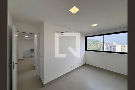 Suíte  de apartamento para alugar com 2 quartos, 55m² em Vargem Grande, Rio de Janeiro