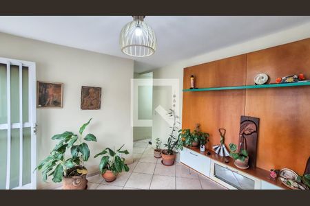 Sala de apartamento para alugar com 3 quartos, 75m² em Irajá, Rio de Janeiro