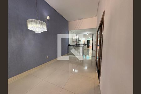 Sala de casa à venda com 3 quartos, 234m² em Jardim América, Goiânia