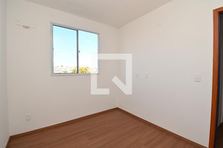 Quarto 2 de apartamento para alugar com 2 quartos, 40m² em Tres Barras, Contagem