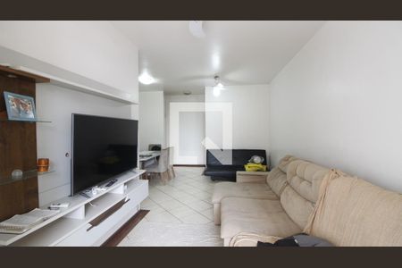 Apartamento para alugar com 3 quartos, 130m² em Braga, Cabo Frio