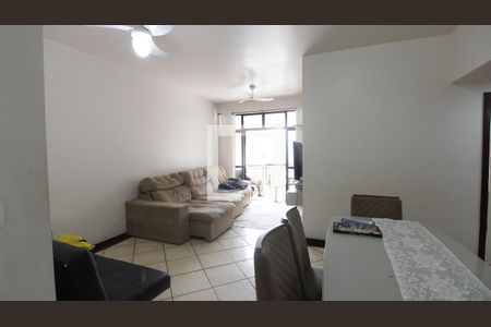 Apartamento para alugar com 3 quartos, 130m² em Braga, Cabo Frio