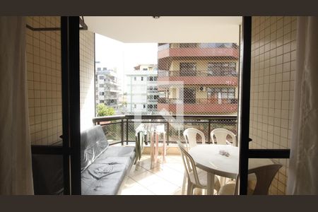 Apartamento para alugar com 3 quartos, 130m² em Braga, Cabo Frio