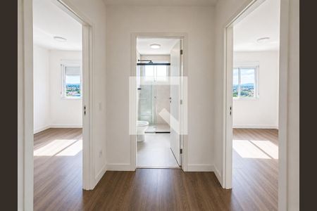 Corredor de apartamento para alugar com 2 quartos, 54m² em Vila Oliveira, Mogi das Cruzes