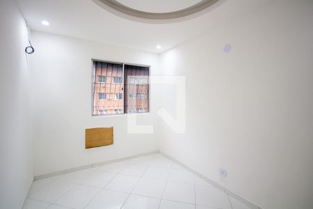 Quarto 1 de apartamento para alugar com 2 quartos, 82m² em Colubandê, São Gonçalo