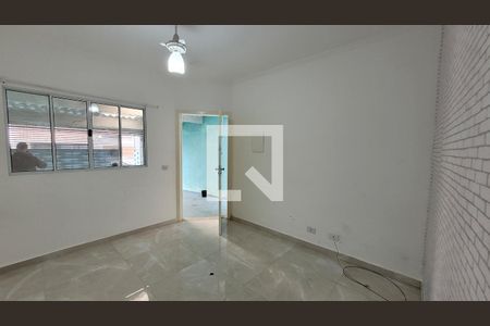 Sala de casa para alugar com 2 quartos, 67m² em Jardim Moraes, Itaquaquecetuba