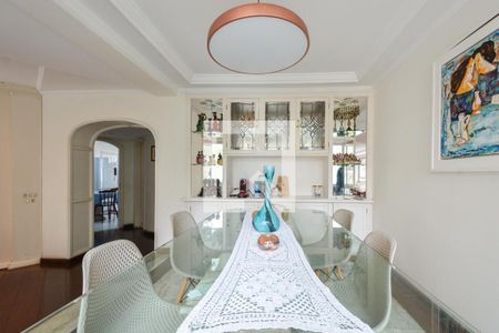 Apartamento à venda com 3 quartos, 210m² em Santa Cecilia, São Paulo