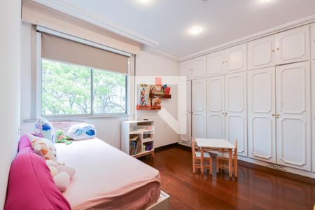 Apartamento à venda com 3 quartos, 210m² em Santa Cecilia, São Paulo