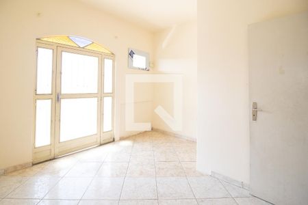Quarto 1 de casa para alugar com 3 quartos, 300m² em Realengo, Rio de Janeiro