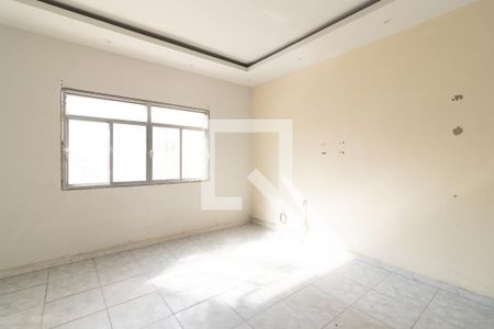 Sala de casa para alugar com 3 quartos, 300m² em Realengo, Rio de Janeiro