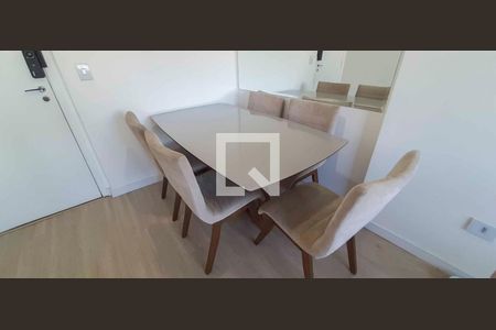 Apartamento para alugar com 2 quartos, 57m² em Jardim Cláudia, São Paulo