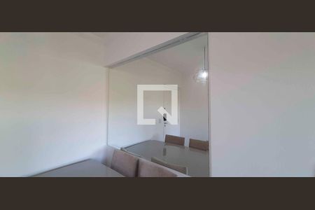 Apartamento para alugar com 2 quartos, 57m² em Jardim Cláudia, São Paulo