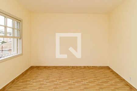 Quarto 2 de casa para alugar com 2 quartos, 80m² em Vila Paiva, São Paulo