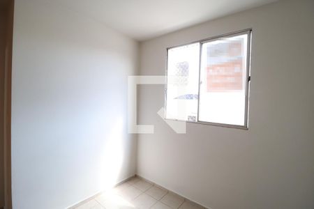 Quarto 2 de apartamento para alugar com 2 quartos, 60m² em Brasil, Uberlândia