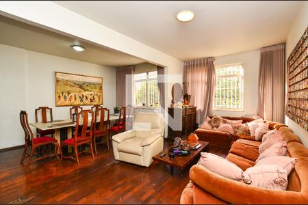 Apartamento à venda com 4 quartos, 160m² em Coracao de Jesus, Belo Horizonte