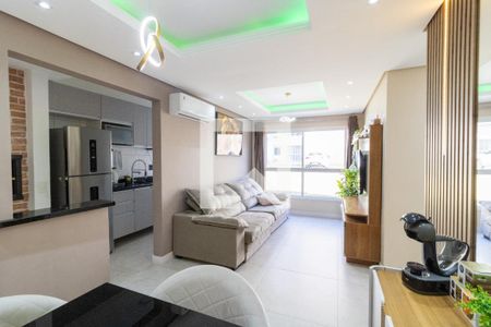 Sala de apartamento à venda com 3 quartos, 72m² em Cavalhada, Porto Alegre