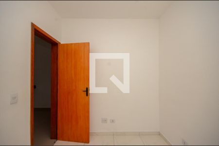 Quarto 1 de apartamento para alugar com 2 quartos, 60m² em Jardim Mangalot, São Paulo