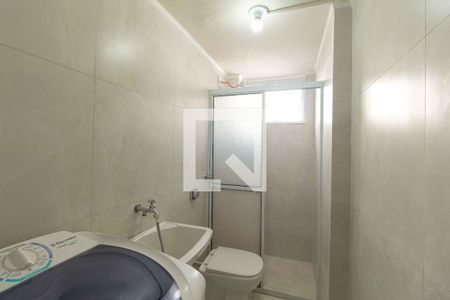 Banheiro e área de serviço de apartamento para alugar com 0 quarto, 40m² em Liberdade, São Paulo