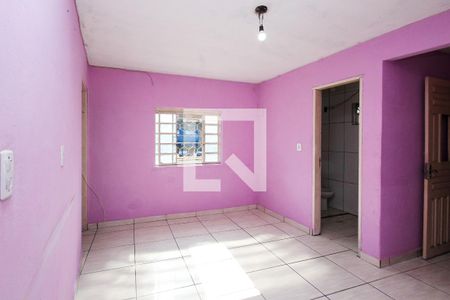 Sala de casa para alugar com 1 quarto, 70m² em Parque Santa Teresa, Cotia