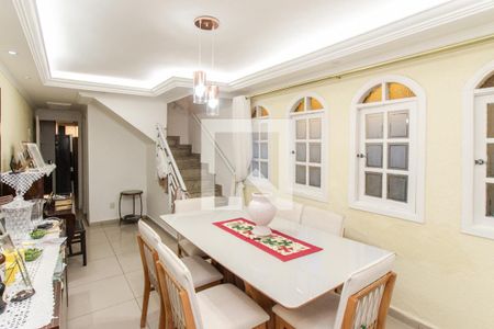Sala de Jantar de casa à venda com 4 quartos, 350m² em Vila Nilo, São Paulo