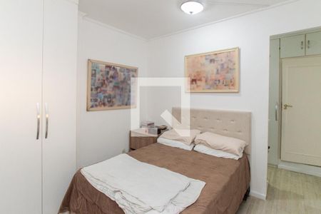 Suíte 1 de casa à venda com 4 quartos, 350m² em Vila Nilo, São Paulo