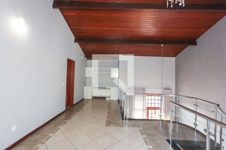 Casa à venda com 3 quartos, 405m² em Olaria, Contagem