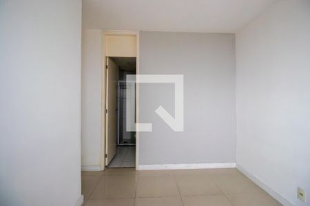 Suíte de apartamento à venda com 2 quartos, 56m² em Vista Alegre, Rio de Janeiro