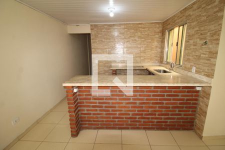 Sala / Cozinha de casa para alugar com 2 quartos, 45m² em Vila Barbosa, São Paulo
