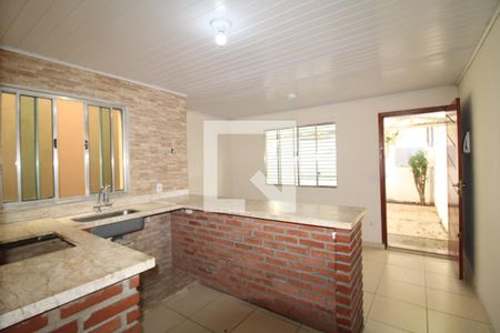 Sala / Cozinha de casa para alugar com 2 quartos, 45m² em Vila Barbosa, São Paulo