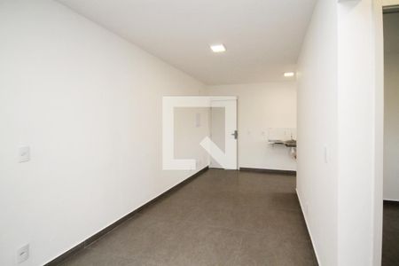 Sala de apartamento para alugar com 2 quartos, 46m² em Roselândia, Cotia