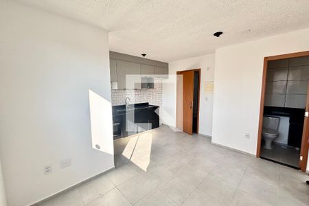 Sala/Cozinha de apartamento para alugar com 2 quartos, 35m² em Lageado, Ferraz de Vasconcelos