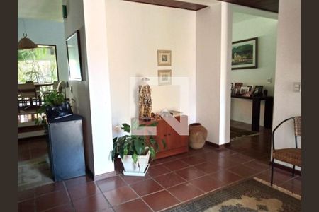 Foto 03 de casa de condomínio à venda com 3 quartos, 400m² em Alphaville Residencial Um, Barueri