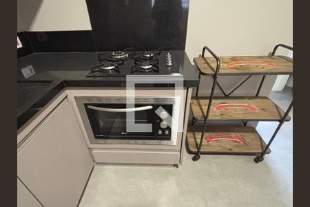 Cozinha de apartamento para alugar com 3 quartos, 98m² em Itaim Bibi, São Paulo