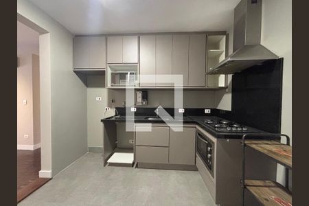 Cozinha de apartamento para alugar com 3 quartos, 98m² em Itaim Bibi, São Paulo