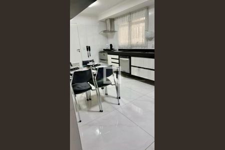 Apartamento à venda com 4 quartos, 210m² em Moema, São Paulo